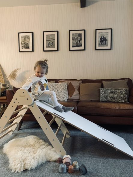 zjeżdżalnia dla trzylatki